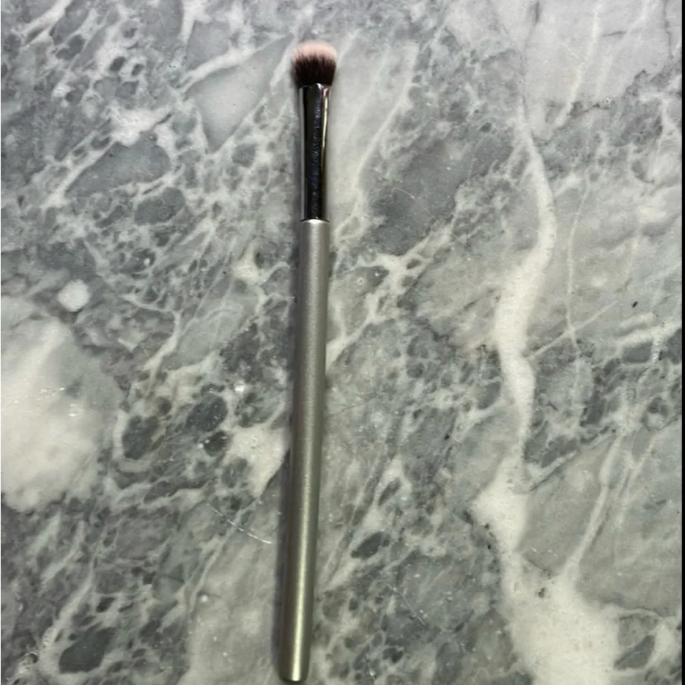 New Eyeshadow‎ Brush